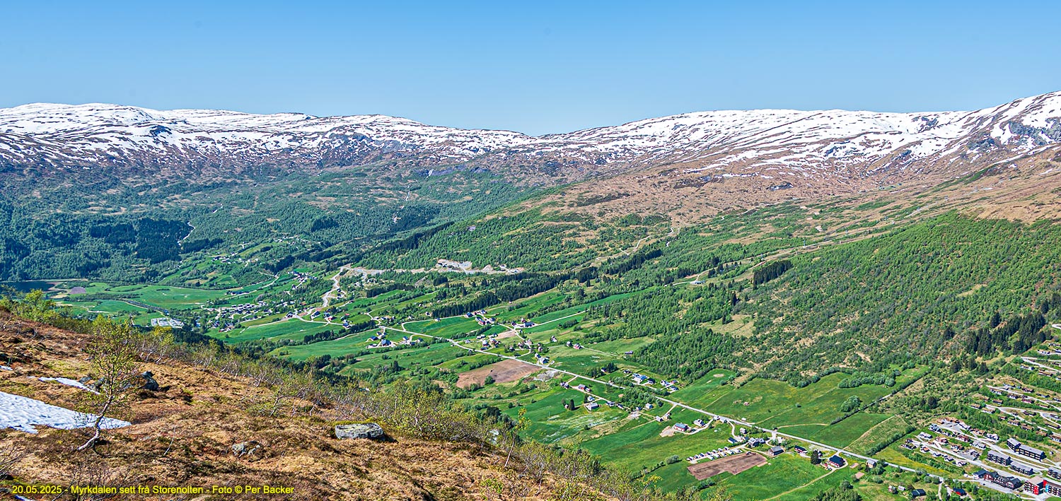 Myrkdalen sett frå Storenolten