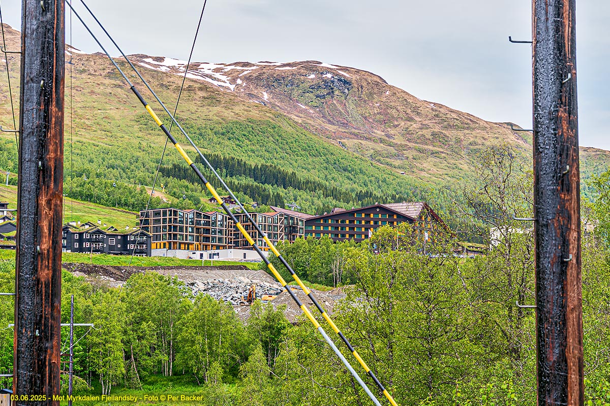 Mot Myrkdalen Fjellandsby