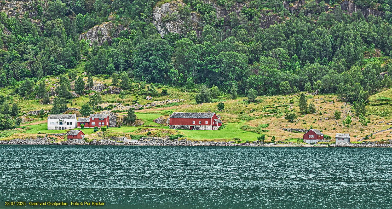 Gard ved Osafjorden