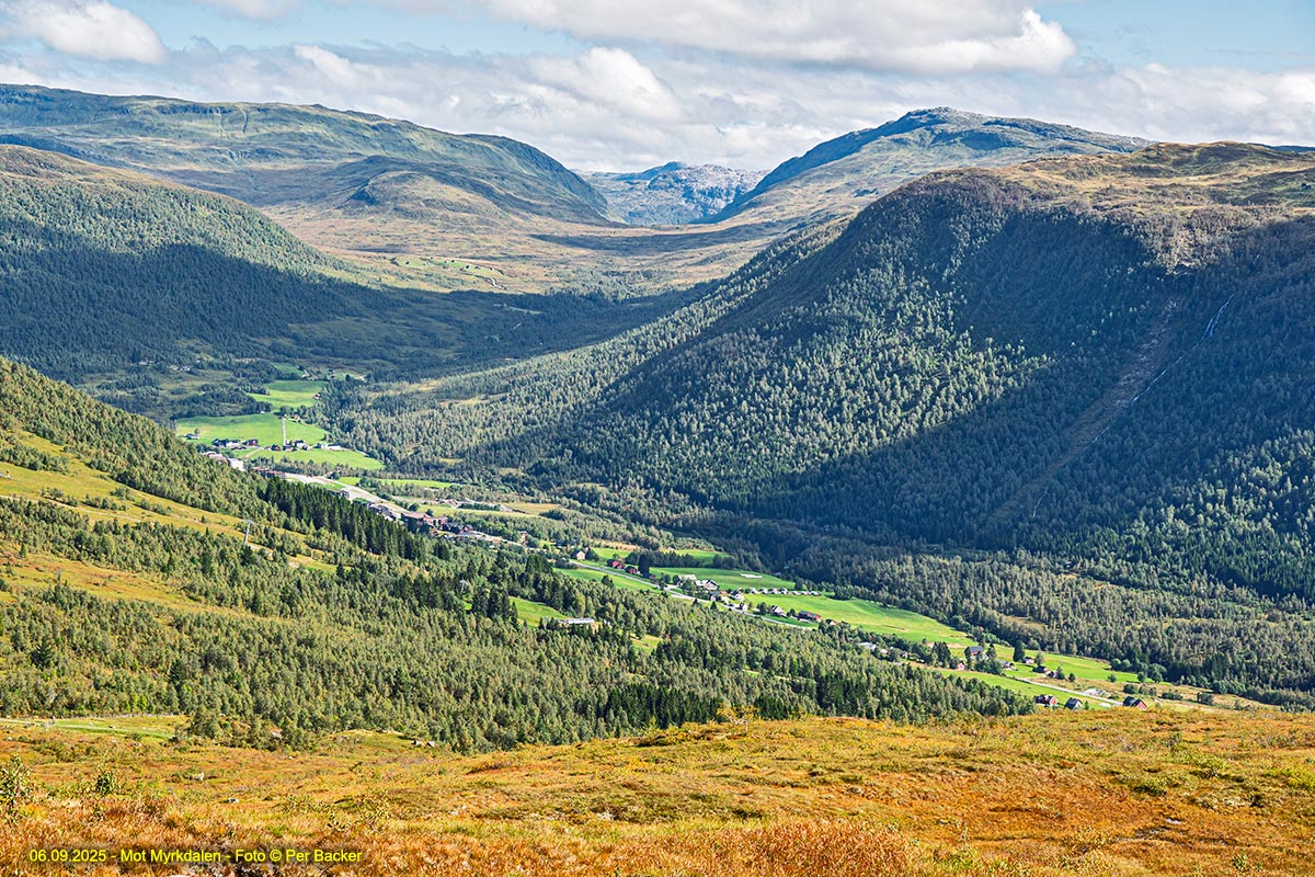 Mot Myrkdalen