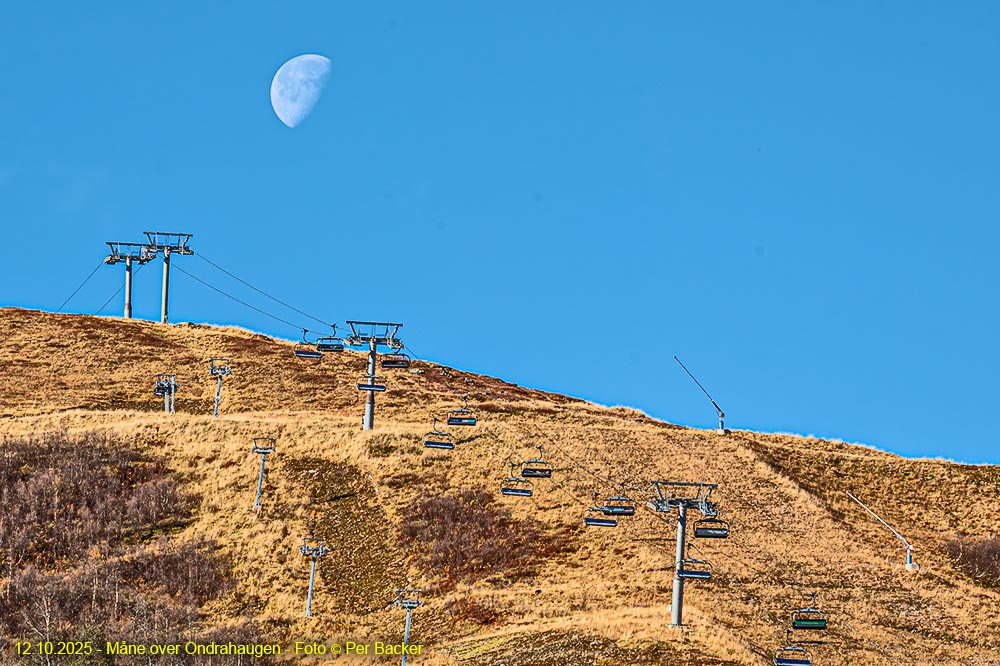 Måne over Ondrahaugen