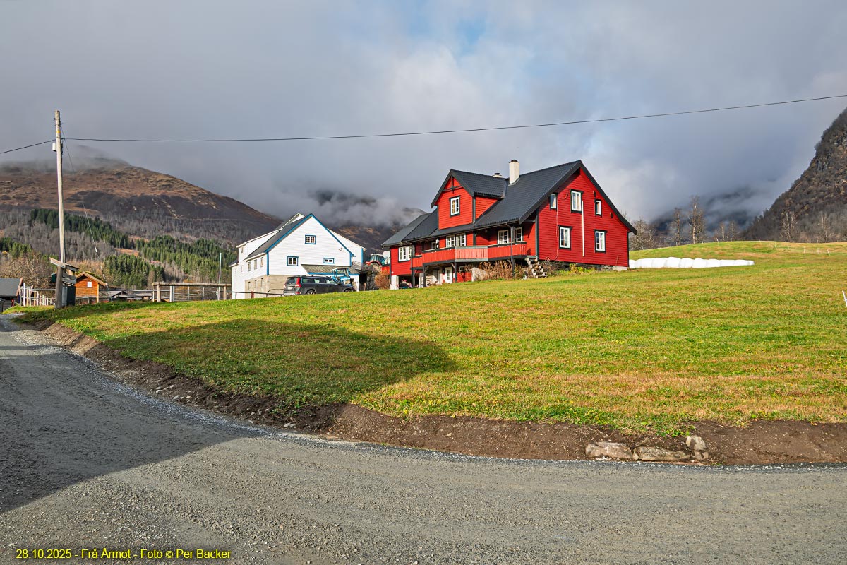 Frå Årmot
