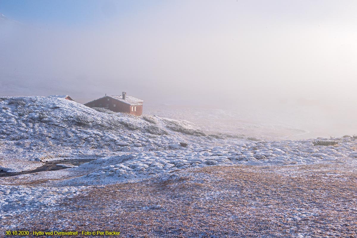 Hytte ved Ovrisvatnet