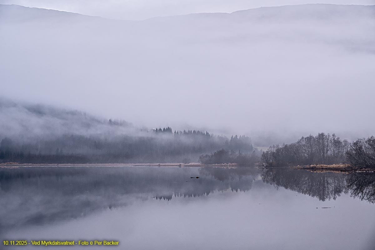 Ved Myrkdalsvatnet