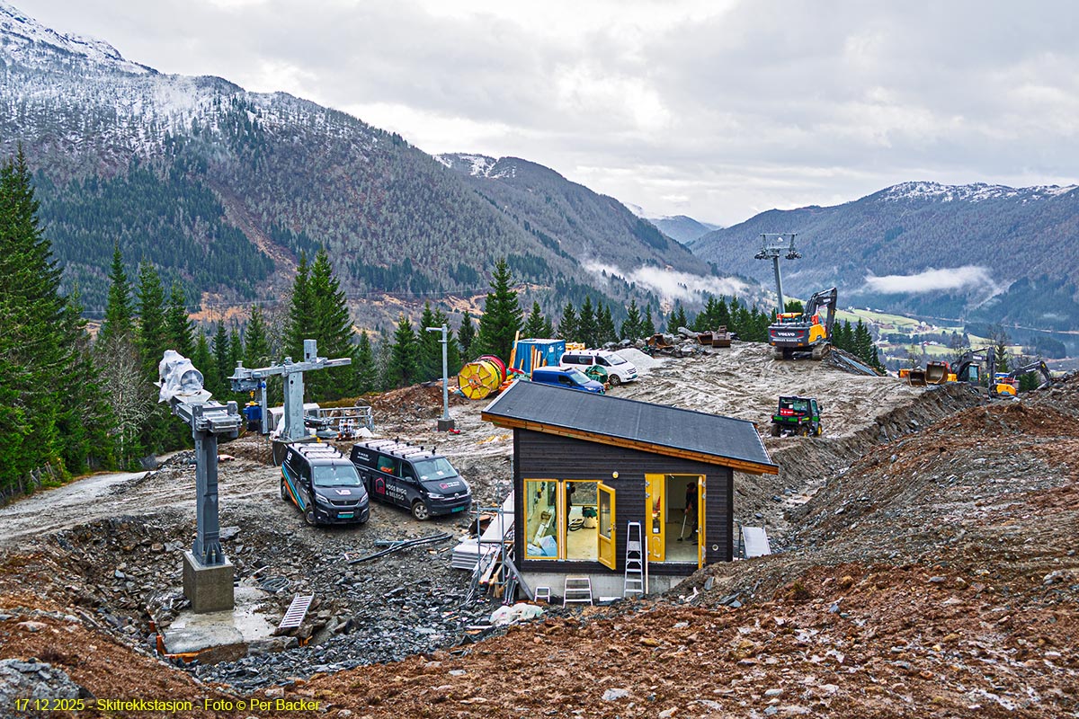 Skitrekkstasjon i Mørkveslia