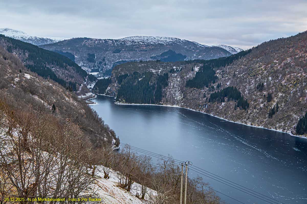 Is på Myrkdalsvatnet