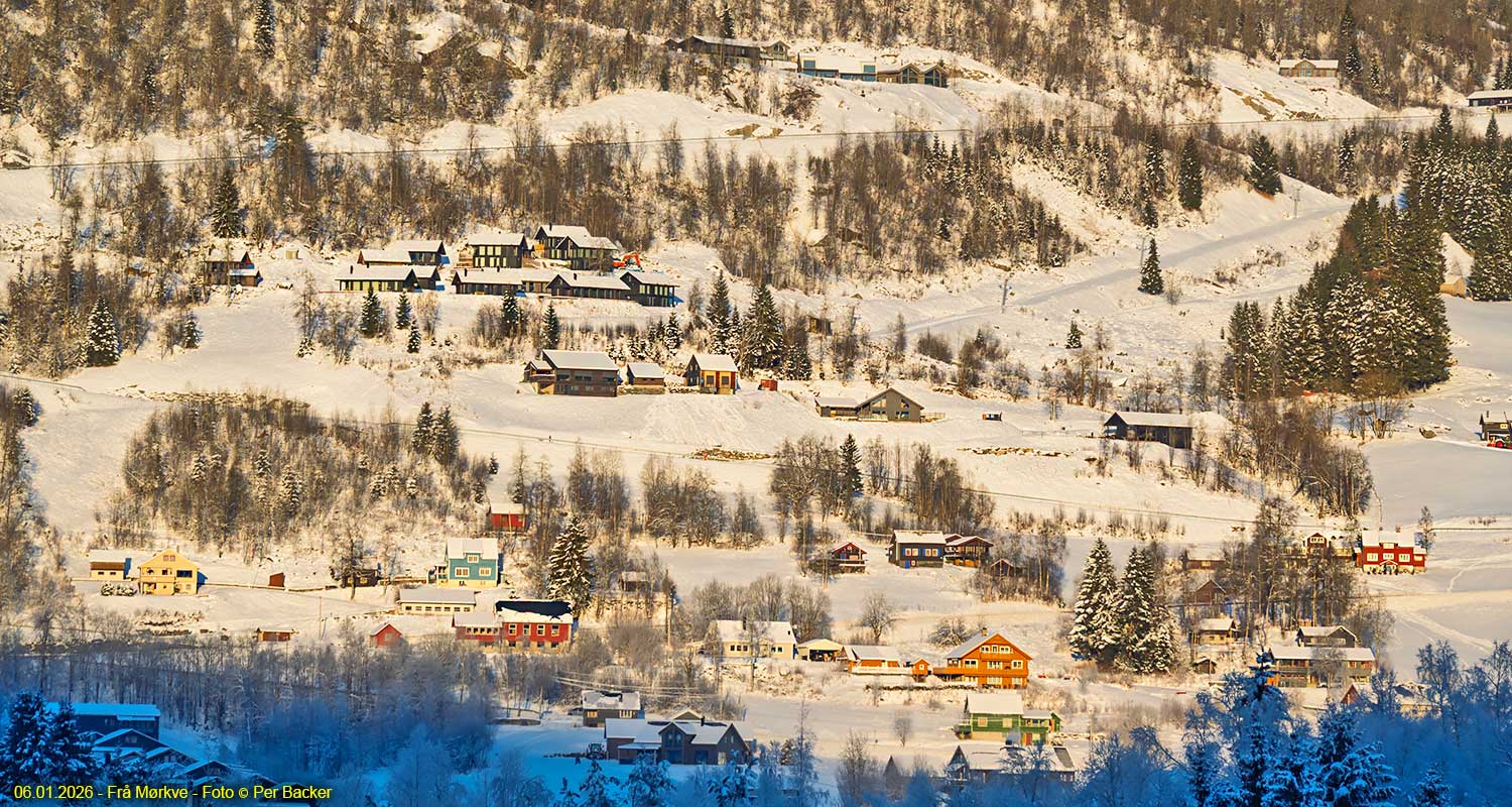 Frå Mørkve, Hyrt og Bygd