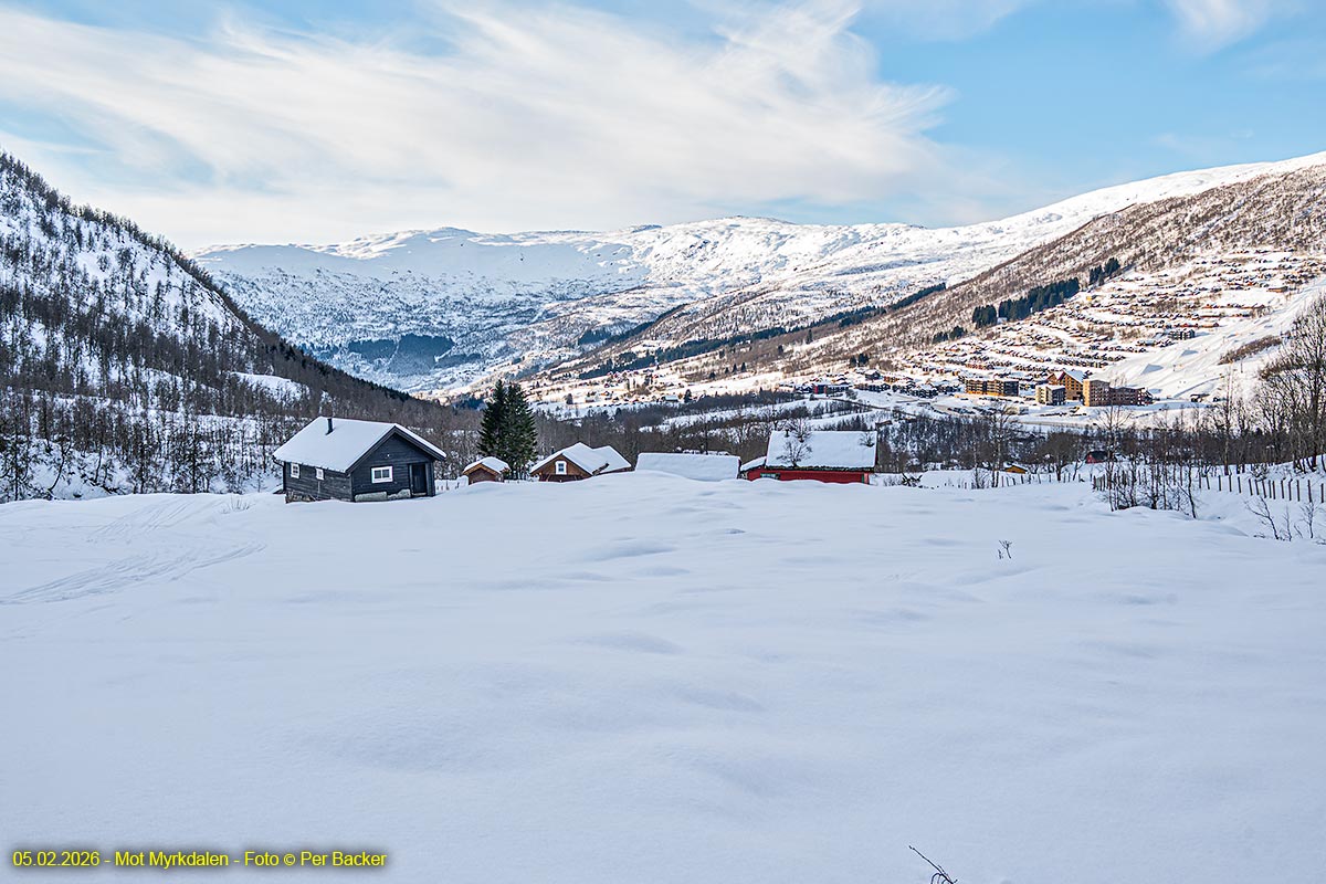 Mot Myrkdalen