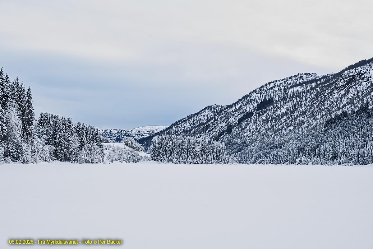 Frå Myrkdalsvatnet