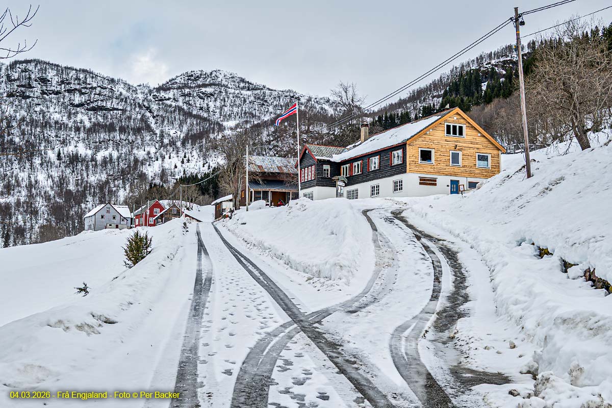 Frå Engjaland
