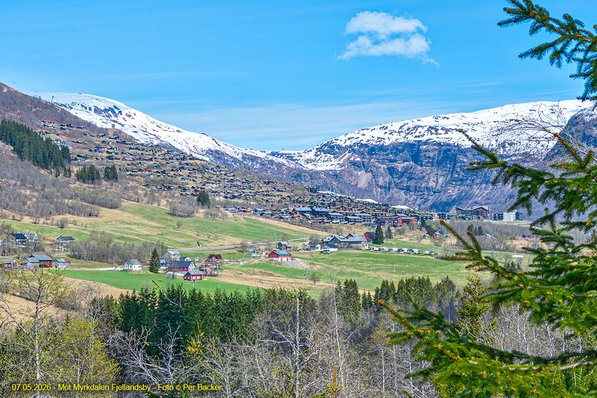 Mot Myrkdalen Fjellandsby