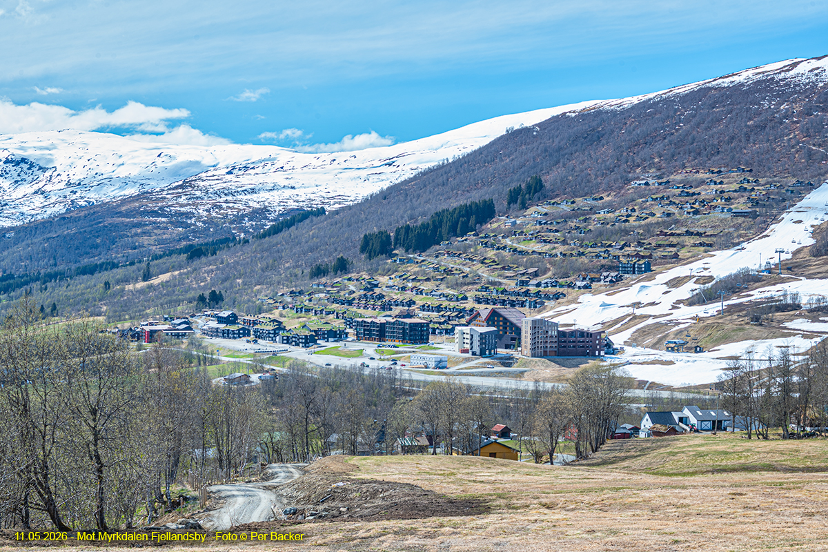 Mot Myrkdalen Fjellandsby